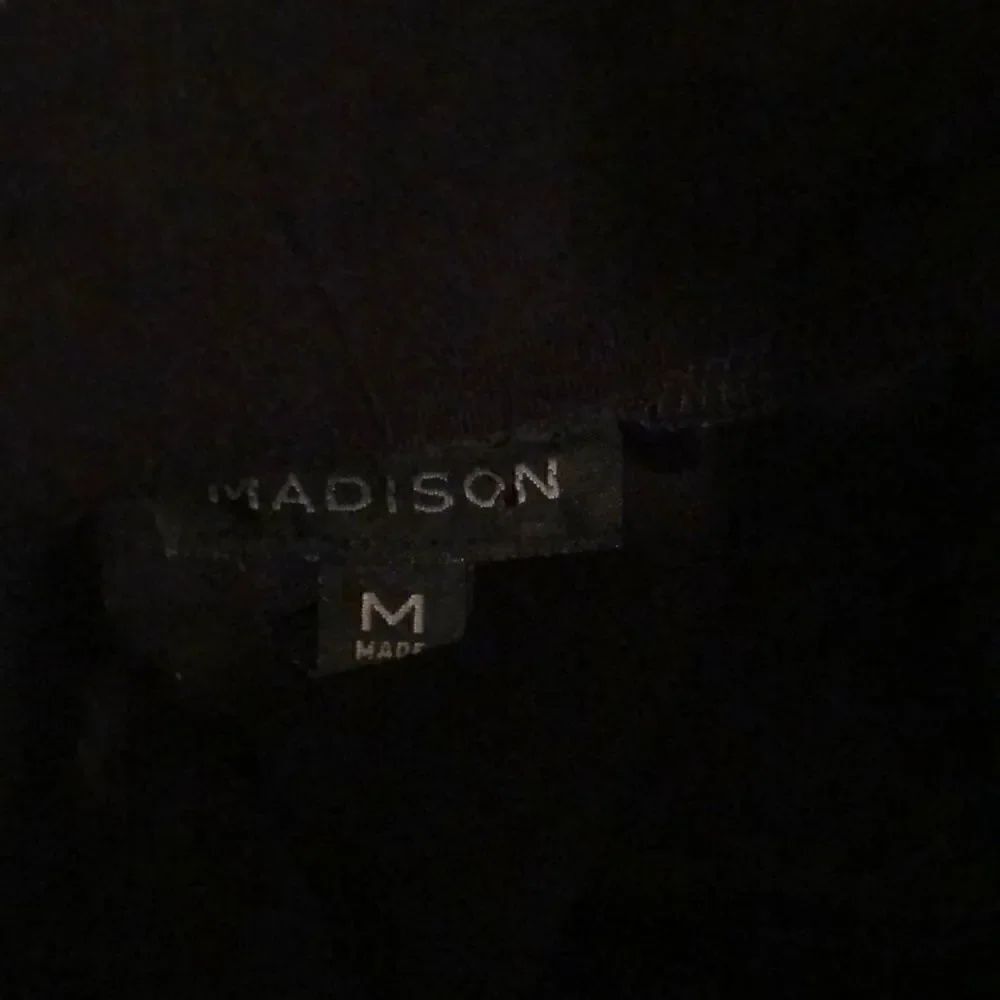 Madison Top  - Picture 4 of 4